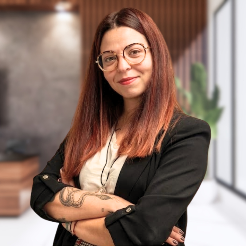 Cristina Alves, Assistante de direction
